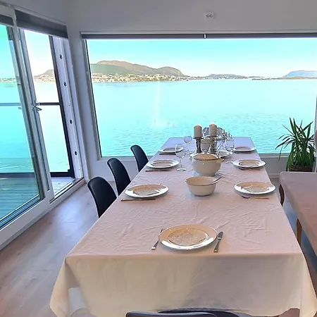 With A View * オーレスン