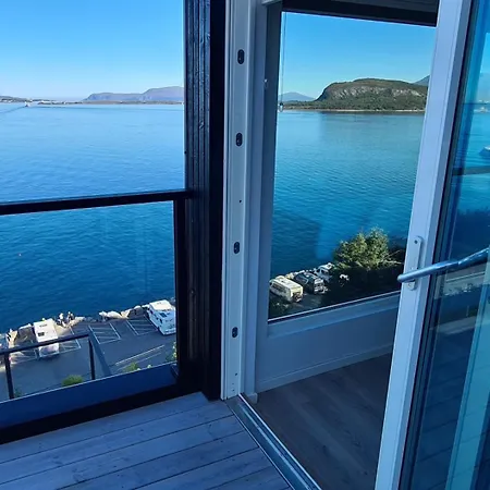 With A View * オーレスン